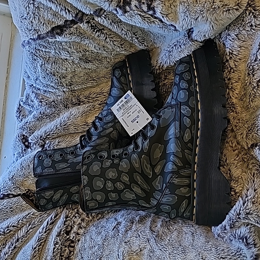 Dr Martens black and gray leopard print platform boots size 8